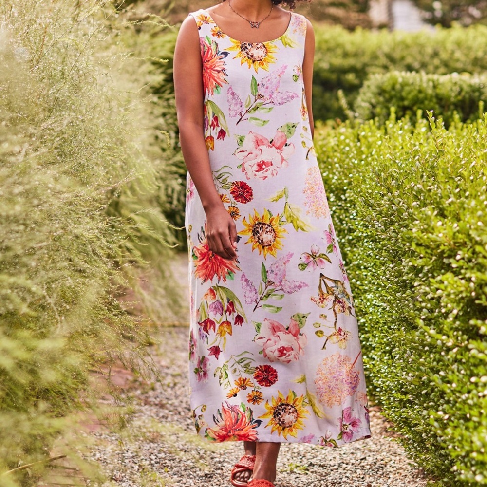 NEW Love Garden Dress by April Cornell Size large Viscose fabric with pockets